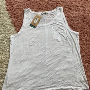Prana Women Foundation White Scoop Neck Tank -XL
